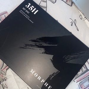 MORPHE 35H EYESHADOW PALETTE